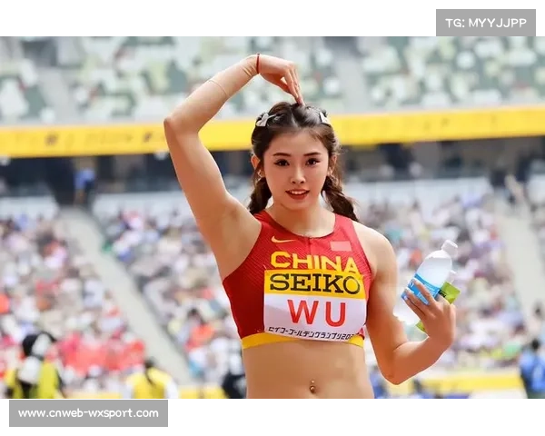 刘景扬12秒81爆冷夺金，吴艳妮跨栏摘银自责打0分