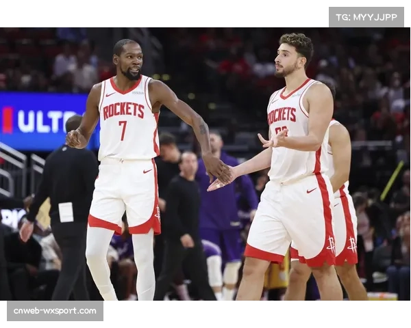 火箭新秀控卫单场送出22次助攻,刷新自2017年以来新秀单场助攻纪录。